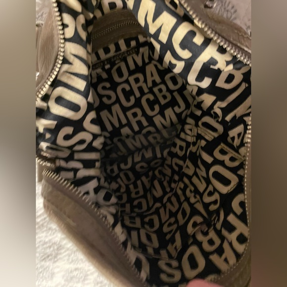 ✨ Marc Jacobs Classic Leather Shoulder Bag ✨ - Picture 3 of 3